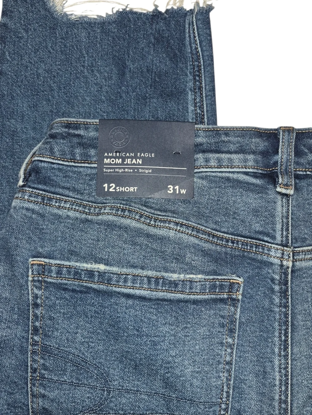 NWT American Eagle Super High-Rise Strigid Mom Jeans in size 12 Short - Picture 8 of 10